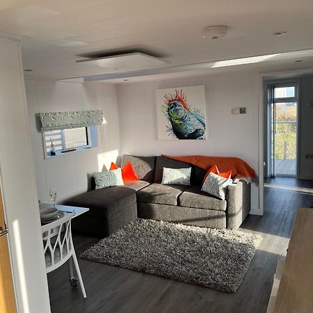 Seas The Day - Self Catering Lodge North Uist Paible Экстерьер фото